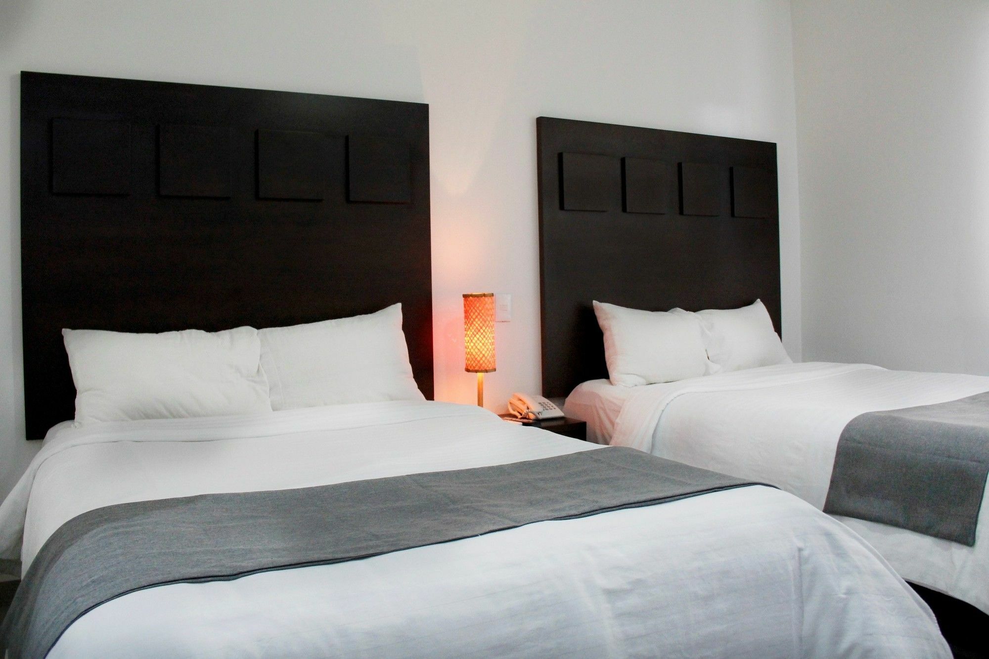 Hotel Mexico Inn Express Salamanca Eksteriør billede